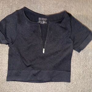Black Short Sleeve Zip-Up Top Cropped Active Sports Workout Gym